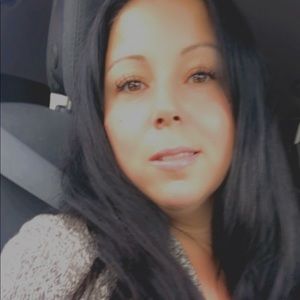 Meet your Posher, Daniela